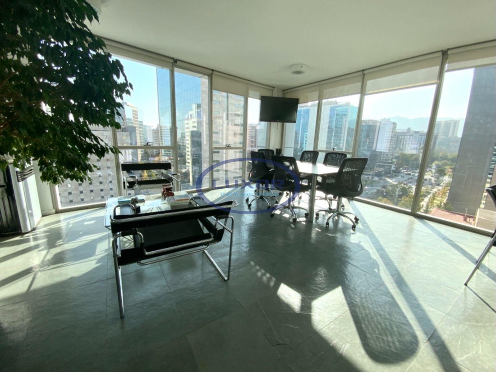 Oficina en Arriendo