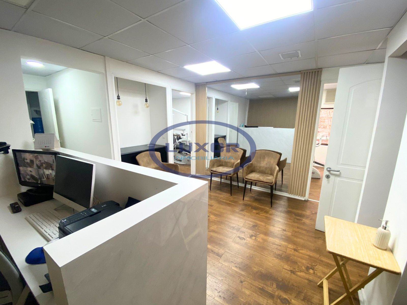 Oficina en Arriendo