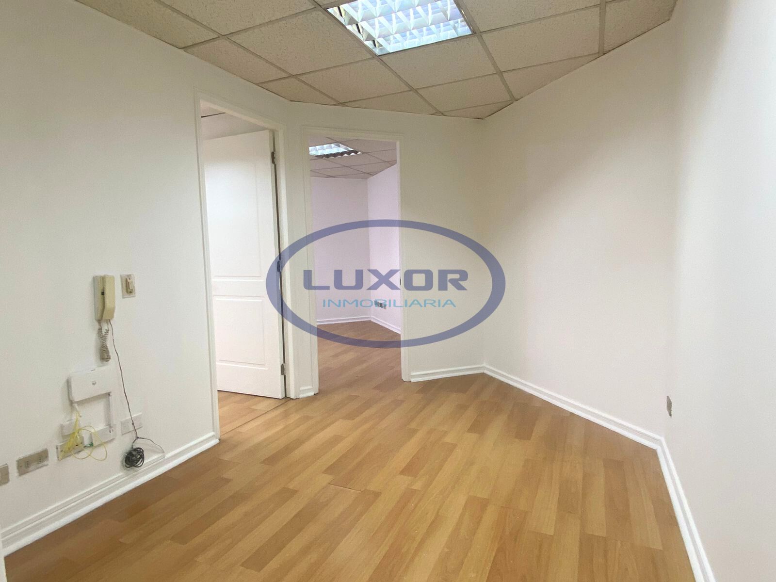 Oficina en Arriendo
